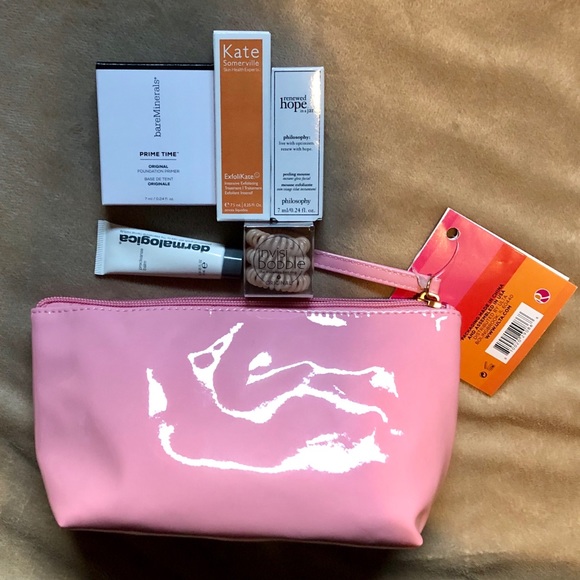 bareMinerals Handbags - ❌❌SOLD❌❌NEW Cosmetic Bag w/ travel size items
